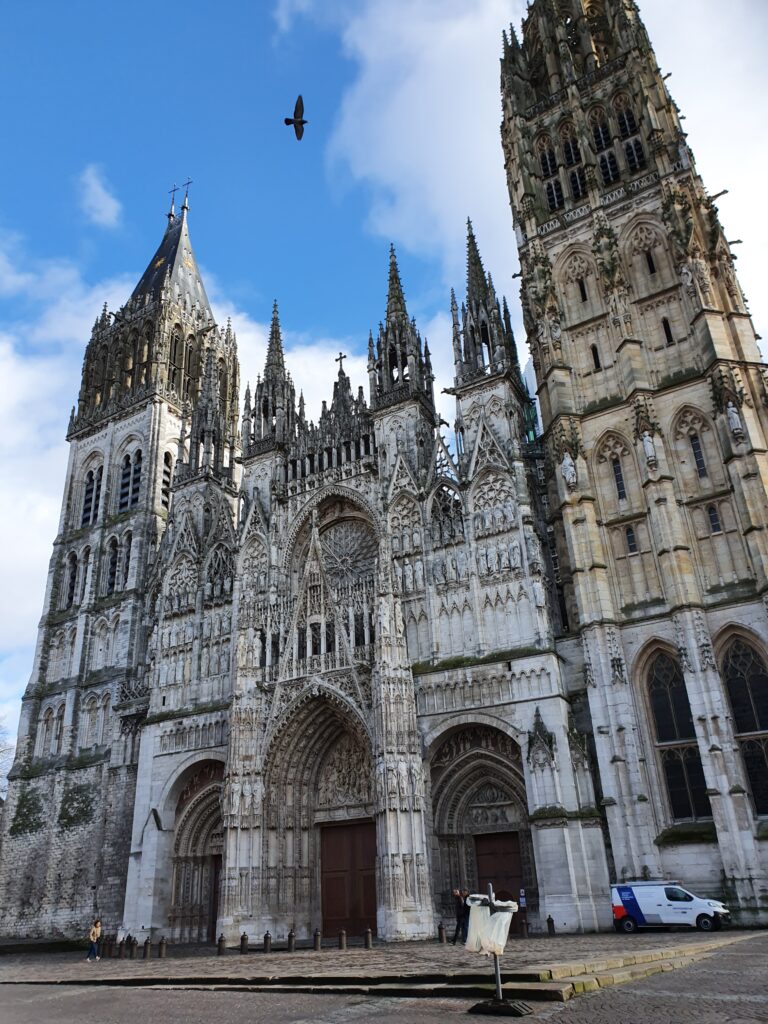 Rouen : Santa Joana D’Arc e Legado Religioso